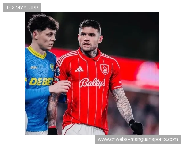 诺丁汉森林0-0闷平狼队，两队深陷降级区泥潭