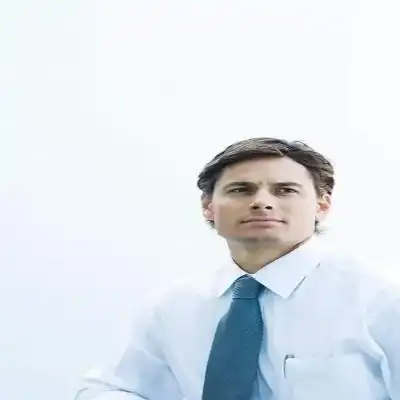 皮建